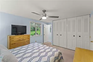 380 Carmell Dr, Pittsburgh, PA 15241 - Photo 23