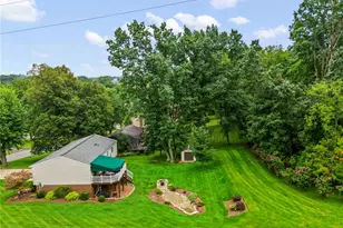 380 Carmell Dr, Pittsburgh, PA 15241 - Photo 35