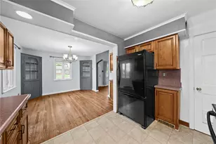 4330 Overhill St, Bethel Park, PA 15102 - Photo 13
