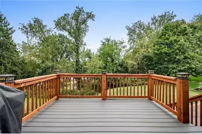 120 Barbour Dr, Pittsburgh, PA 15209 - Photo 17