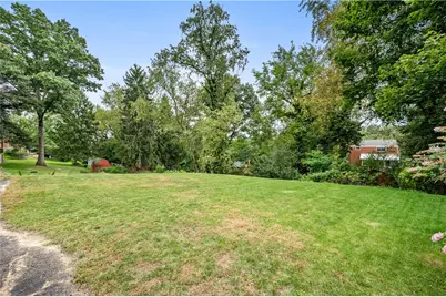 120 Barbour Dr, Pittsburgh, PA 15209 - Photo 31