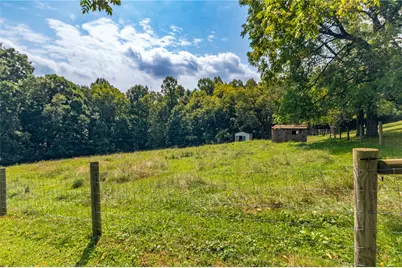 220 E Portersville, Muddy Creek Township, PA 16051 - Photo 19