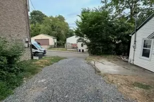 401 Fairview Ave, Elliott, PA 15220 - Photo 9