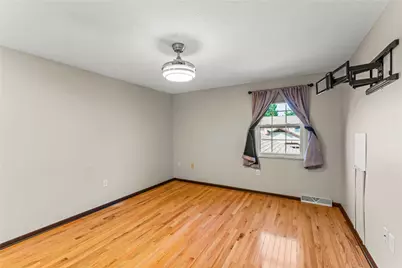 1107 Valleyview Dr, Cecil, PA 15055 - Photo 19