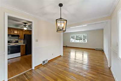 904 Lindenwood Dr, Pittsburgh, PA 15234 - Photo 11