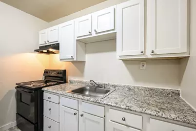 535 Collins Ave, East Pittsburgh, PA 15112 - Photo 3