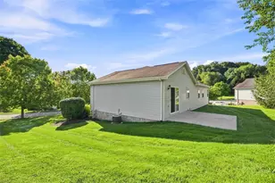 221 Cottonwood Ln, Marshall, PA 15090 - Photo 37