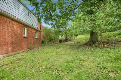 2840 McKelvey Rd, Pittsburgh, PA 15221 - Photo 3