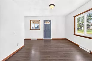 107 Dinsmore St, Washington Township, PA 15012 - Photo 3