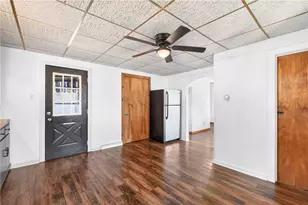107 Dinsmore St, Washington Township, PA 15012 - Photo 9