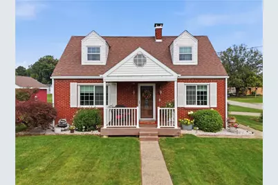 132 Allison Ave, Houston, PA 15342 - Photo 1