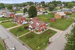 132 Allison Ave, Houston, PA 15342 - Photo 3