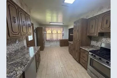 108 Mobert Dr, Rostraver, PA 15012 - Photo 5