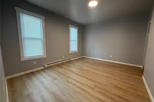 2812 Lanpark St, Pittsburgh, PA 15204 - Photo 5