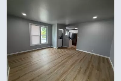 2812 Lanpark St, Pittsburgh, PA 15204 - Photo 3
