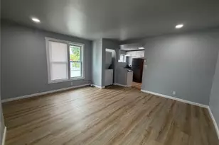 2812 Lanpark St, Pittsburgh, PA 15204 - Photo 3