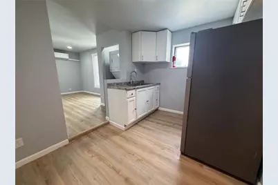2812 Lanpark St, Pittsburgh, PA 15204 - Photo 9