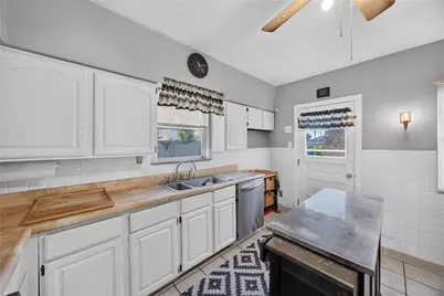 1616 Rutherford Ave, Beechview, PA 15216 - Photo 17