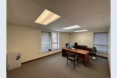 505 McKnight Park Dr, Ross Twp, PA 15237 - Photo 7