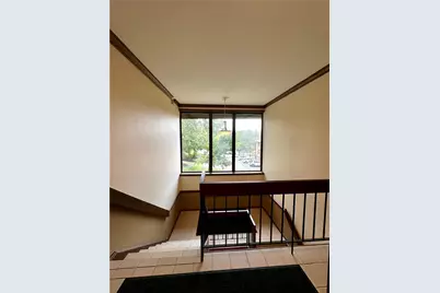 505 McKnight Park Dr, Ross Twp, PA 15237 - Photo 13