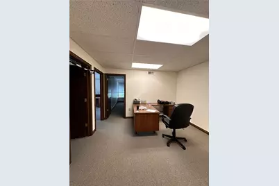 505 McKnight Park Dr, Ross Twp, PA 15237 - Photo 3