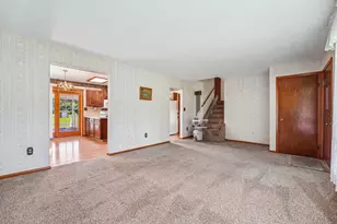 1104 Greenfield Rd, Lackawannock Township, PA 16148 - Photo 9