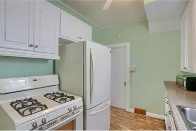 302 Foch St, Ellwood City, PA 16117 - Photo 25