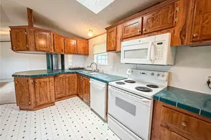 303 Eau Claire Rd, Venango Township, PA 16020 - Photo 9