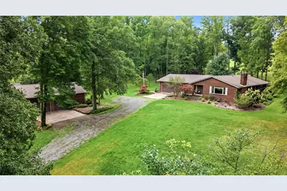 616 W Jamestown Rd, Greene Township, PA 16125 - Photo 1