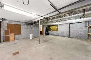 502 Saint Thomas Dr, Hempfield Township, PA 15601 - Photo 35