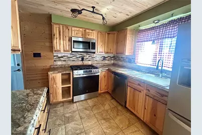 205 Highland Dr, Elizabeth Twp/Boro, PA 15037 - Photo 7
