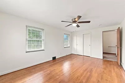 105.5 Olive Dr, Level Green, PA 15085 - Photo 17