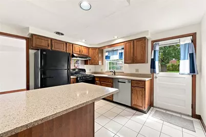 105.5 Olive Dr, Level Green, PA 15085 - Photo 7