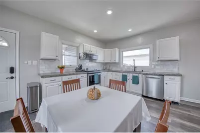 203 Harmony St, Perryopolis, PA 15473 - Photo 13