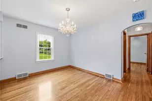 17 W Oakwood Way, Neshannock Township, PA 16105 - Photo 11