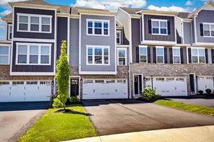 405 Sage Dr, Canonsburg, PA 15317 - Photo 1