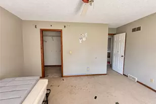 130 Maplehurst Dr, Aliquippa, PA 15001 - Photo 17