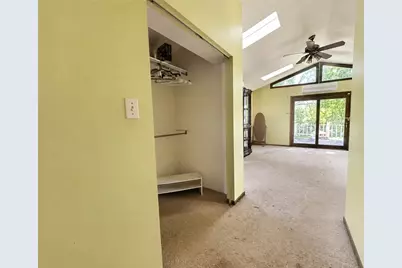 130 Maplehurst Dr, Aliquippa, PA 15001 - Photo 11