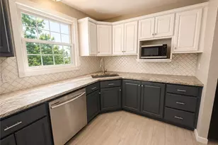 130 Maplehurst Dr, Aliquippa, PA 15001 - Photo 9