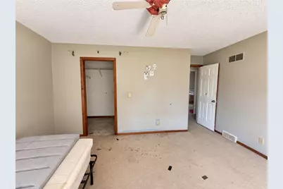 130 Maplehurst Dr, Aliquippa, PA 15001 - Photo 17