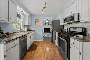 4020 Hancock Dr, Hopewell Township, PA 15001 - Photo 9