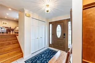 110 Stonybrook, Hempfield Township, PA 15601 - Photo 5