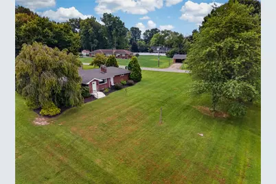 219 Mission Meade Dr, Neshannock Township, PA 16105 - Photo 47