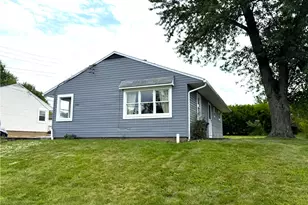 1117 Maine Ave, Hopewell Township, PA 15001 - Photo 3