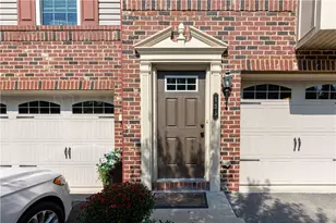 135 Mews Ln, Cranberry Township, PA 16066 - Photo 3