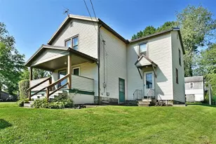 267 Maple Way, Sharon, PA 16148 - Photo 1