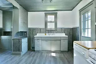 267 Maple Way, Sharon, PA 16148 - Photo 13
