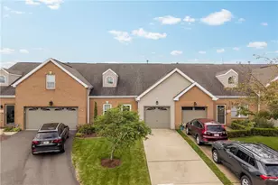 3039 Duncan Ln, Pittsburgh, PA 15236 - Photo 3
