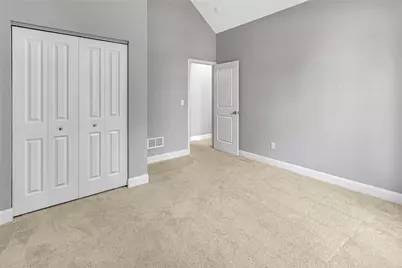 121 Spring Blossom Cir, Chippewa Township, PA 15010 - Photo 15