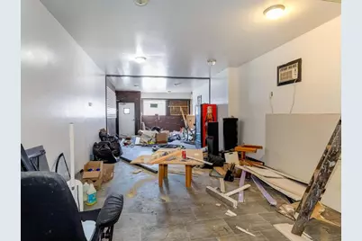 372 E Washington St, New Castle, PA 16101 - Photo 3